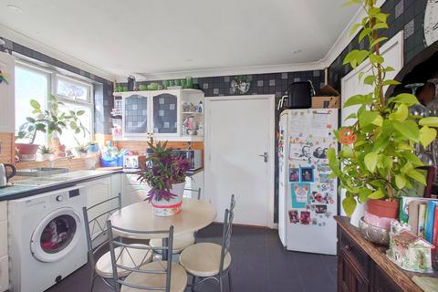 3 bedroom semi-detached house for sale, Gibbon Road, Newhaven