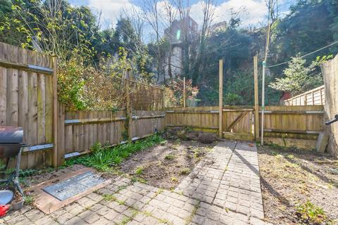 1 bedroom apartment for sale, Springfield Terrace, Chatham ME4