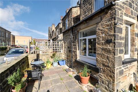 10 Beechroyd Terrace, Bingley, BD16 1EJ