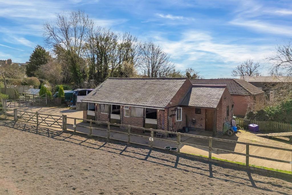 Manège &amp; Stables