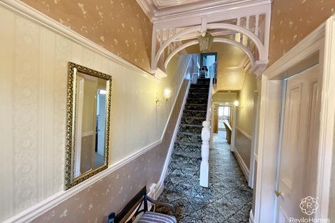 5 bedroom semi-detached house for sale, Rochdale Road East, Heywood, OL10