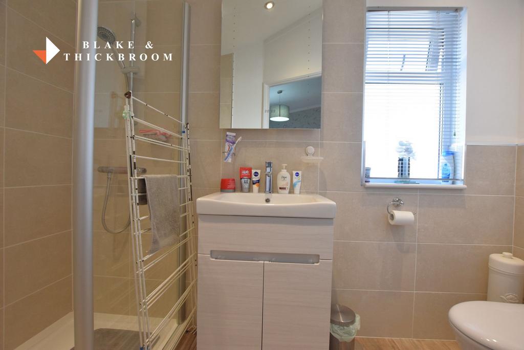 En suite shower room