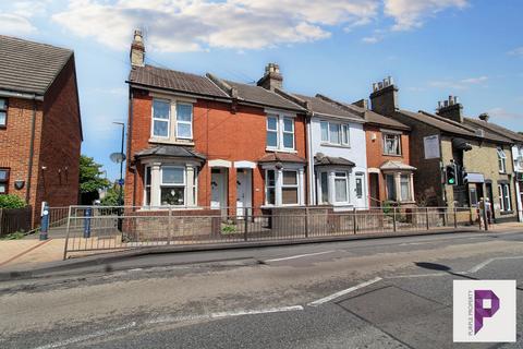 2 bedroom terraced house for sale, Luton High Street, Chatham, Kent, ME5