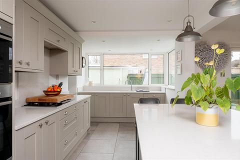 4 bedroom detached house for sale, Springwood, Haxby, York, YO32 3YN