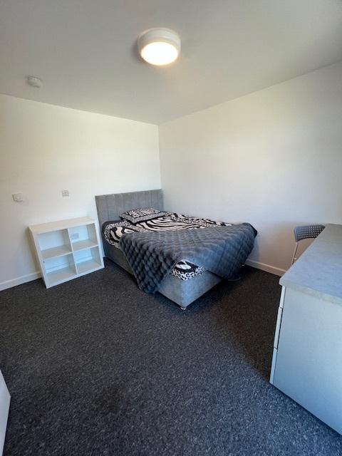 Room D (Available)
