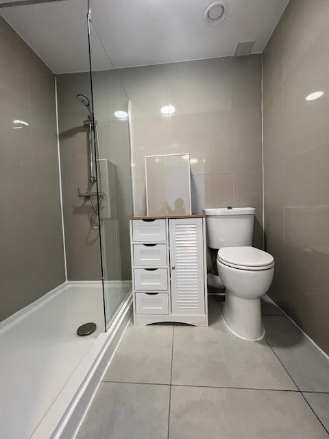Room D&#39;s Ensuite