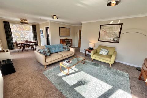 3 bedroom flat for sale, Trafford Place, Macclesfield Road, Wilmslow