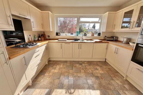 3 bedroom flat for sale, Trafford Place, Macclesfield Road, Wilmslow