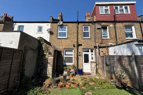 5 Amersham Road, Croydon, CR0 2QJ