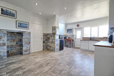 65 High Road, Rayleigh, SS6 7SE