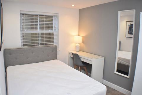 1 bedroom in a house share to rent, Room 5, Flat 2, 23 Priestgate, Peterborough, PE1