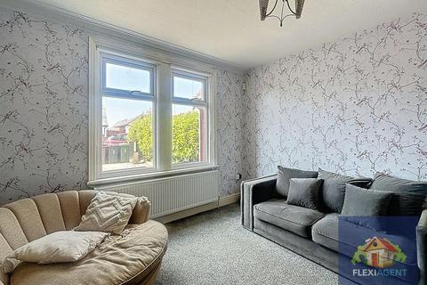 3 bedroom semi-detached house for sale, St. Annes Road, Southport PR9