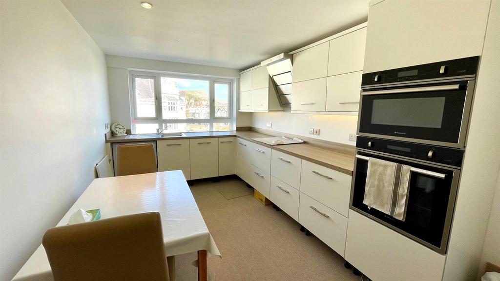 Kitchen/ breakfast room