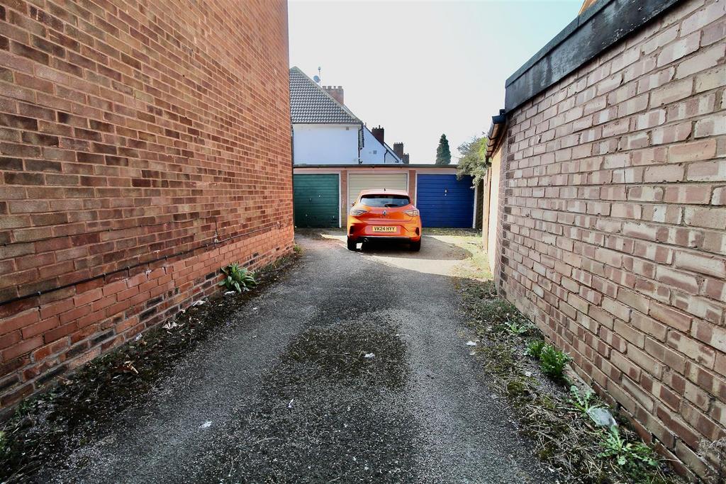 En-Bloc Garage