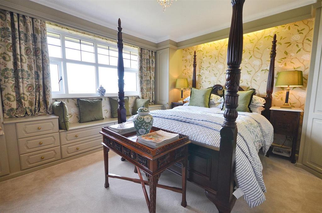 Main Bedroom