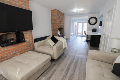 22 West Drive, Lancaster, LA1 5BY