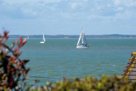 undefined, Gurnard, Isle of Wight