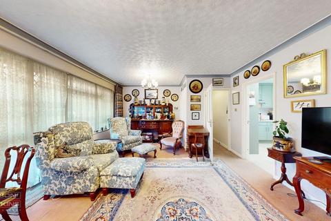 3 bedroom flat for sale, Gooden Court, Harrow On The Hill HA1