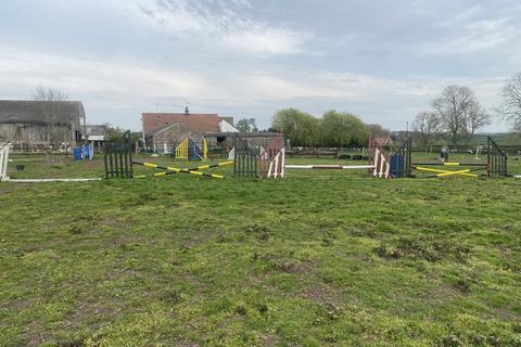 3 bedroom property with land for sale, Hockerton, Southwell, NG25 0PH