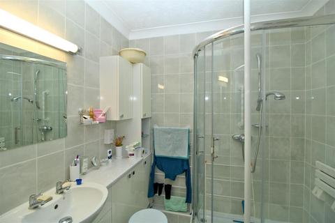 1 bedroom retirement property for sale, Marine Parade, Seaford