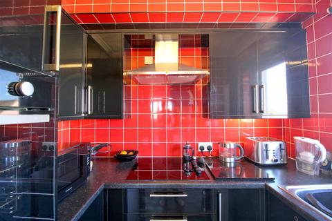 2 bedroom retirement property for sale, Marine Parade, Seaford