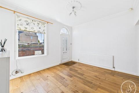 25 Birch Avenue, Leeds, LS15 7QY