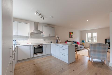 undefined, Chain Free in Weybourne