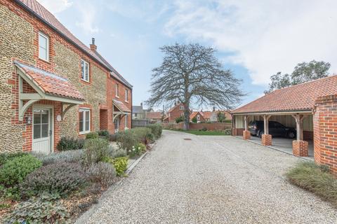 undefined, Chain Free in Weybourne