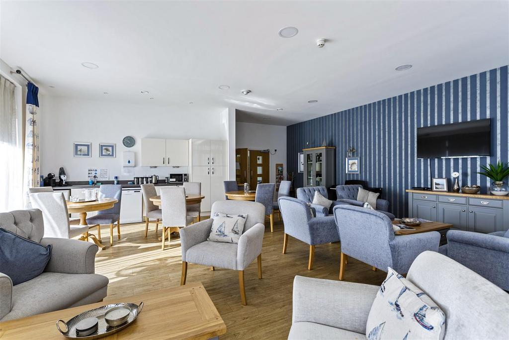 Savoy House - Homeowner Lounge.jpg