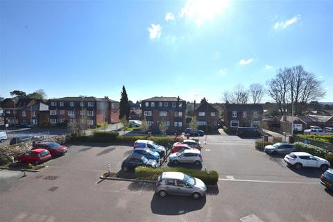 2 bedroom apartment for sale, Kings Place, Fleet GU51