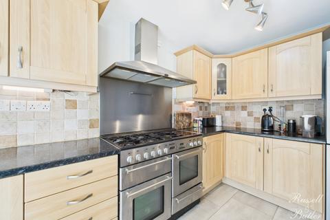 4 bedroom link detached house for sale, North End Road, Steeple Claydon