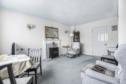 1 bedroom flat for sale, The Ridgeway, Codicote, SG4 8YY