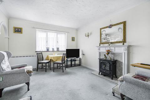 1 bedroom flat for sale, The Ridgeway, Codicote, SG4 8YY