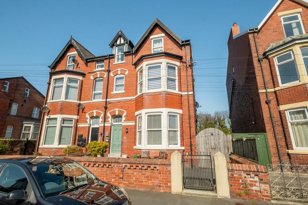 St Andrews Road South, St Annes On... 2 bed apartment - £220,000
