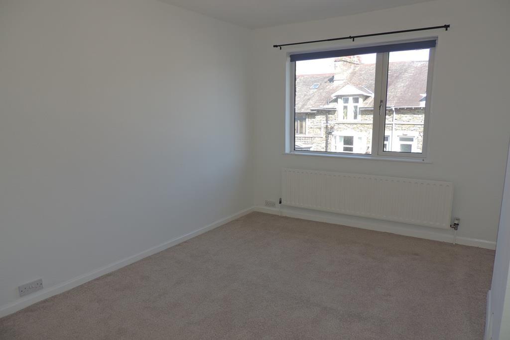 Front bedroom.jpg