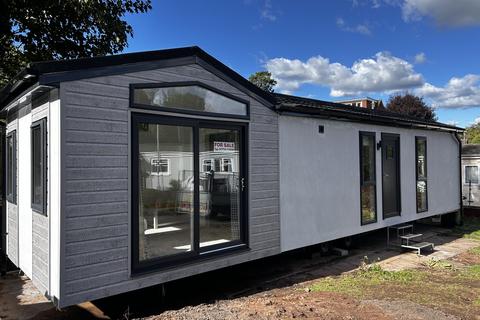 2 bedroom park home for sale, WHITE HARTE CARAVAN  PARK OFF HIGH STREET, KINVER  DY7