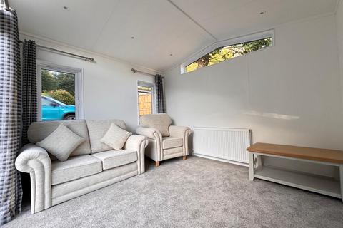 2 bedroom park home for sale, WHITE HARTE CARAVAN  PARK OFF HIGH STREET, KINVER  DY7