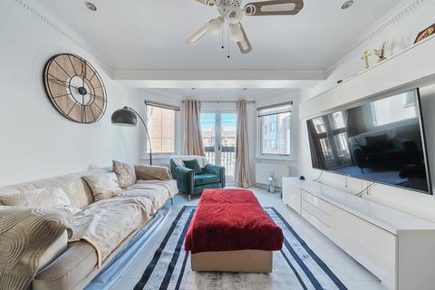 3 bedroom terraced house for sale, Channel Way, Ocean Village, Southampton, Hampshire, SO14