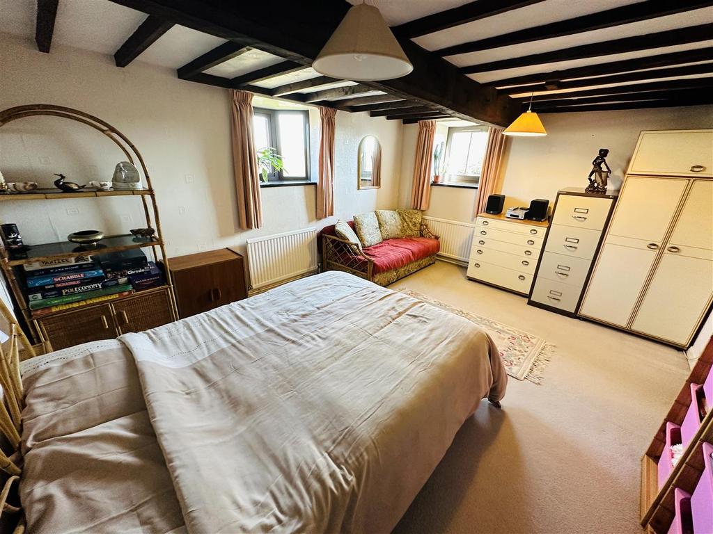 Bedroom3.jpg