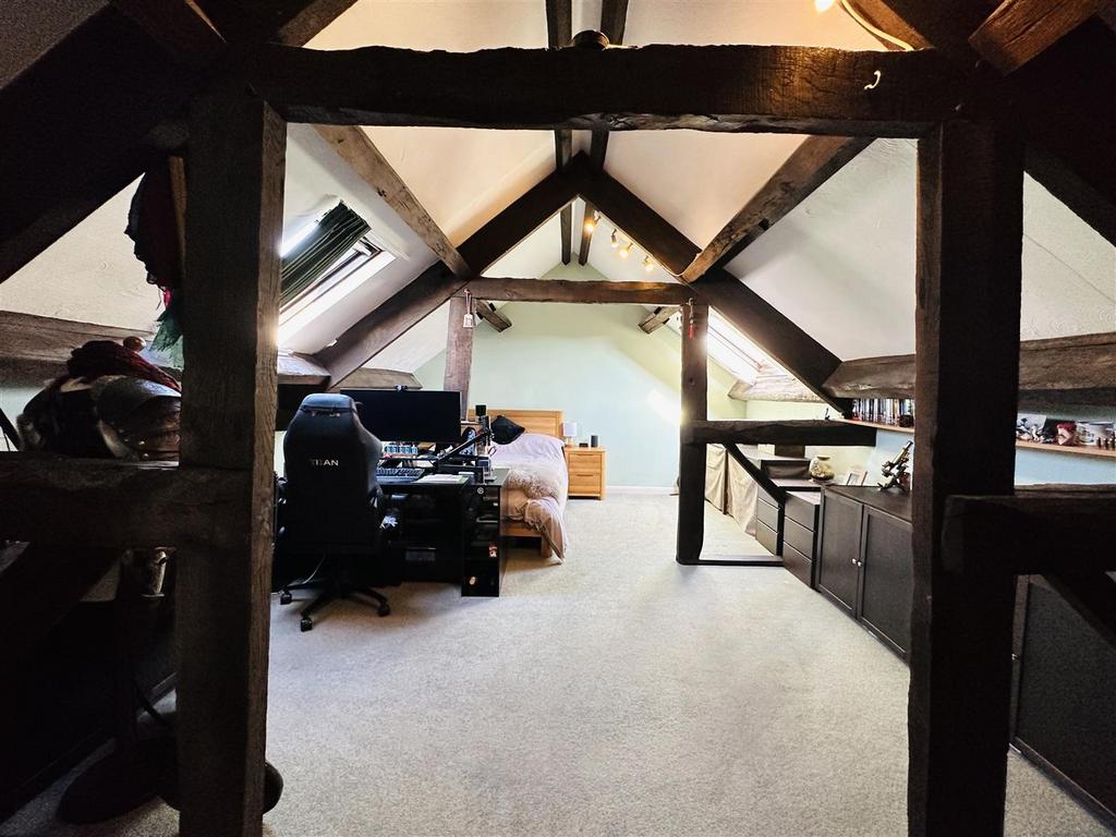 Bedroom2.jpg