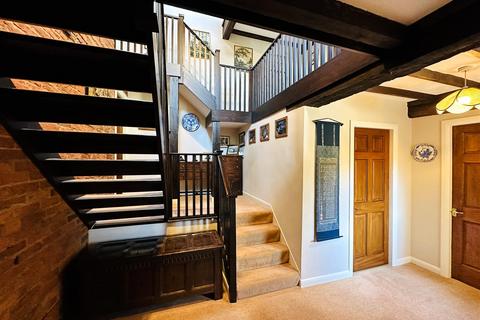 5 bedroom barn conversion for sale, Main Street, West Haddlesey, Selby