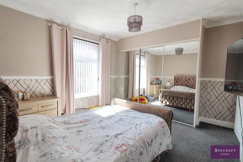 13 Wath Road, Wombwell, Barnsley, S73 0SG