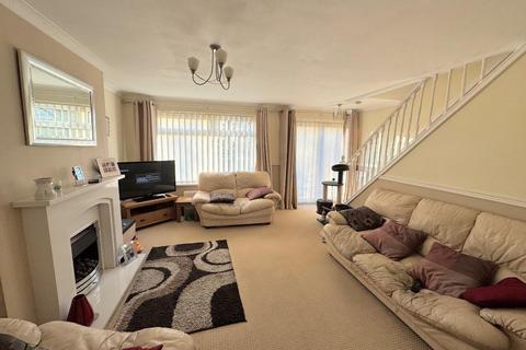 3 bedroom semi-detached house for sale, Newark Road, Fens, Hartlepool