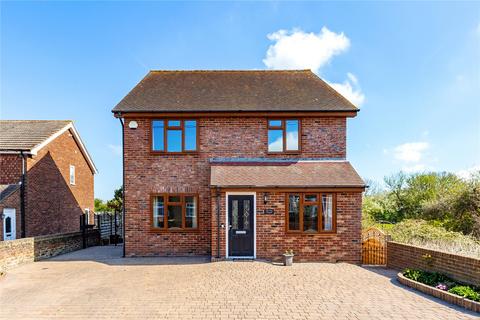 5 bedroom detached house for sale, Princess Margaret Road, East Tilbury, Essex, RM18
