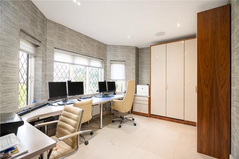 1 Pagitts Grove, Barnet, EN4 0NT