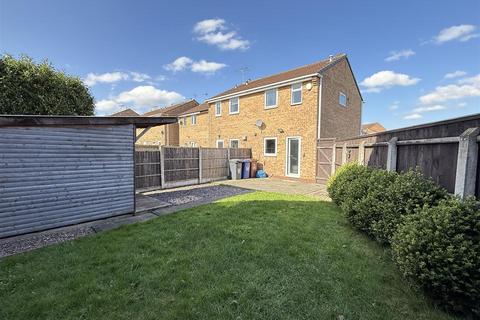 2 bedroom end of terrace house for sale, Barley Close, Burton-On-Trent DE14