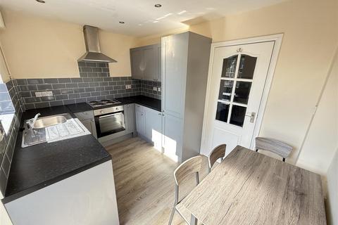 2 bedroom end of terrace house for sale, Barley Close, Burton-On-Trent DE14