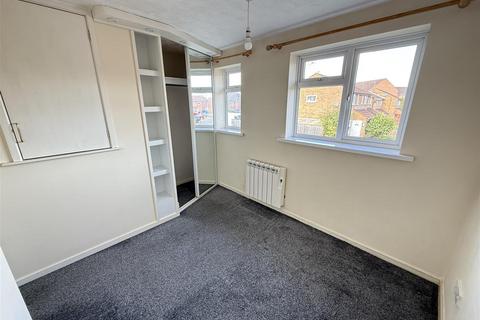 50 Barley Close, Burton-on-trent, DE14 2SX