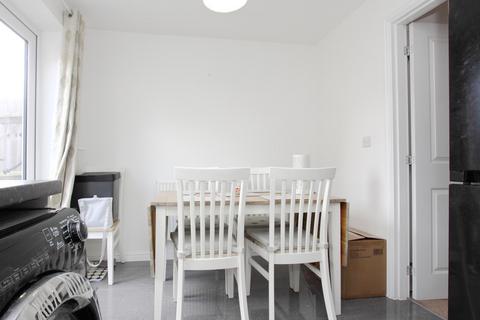 25 Pickernell Road, Tidworth, SP9 7FU
