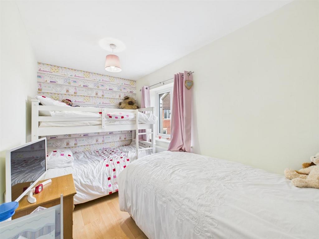 Bedroom: